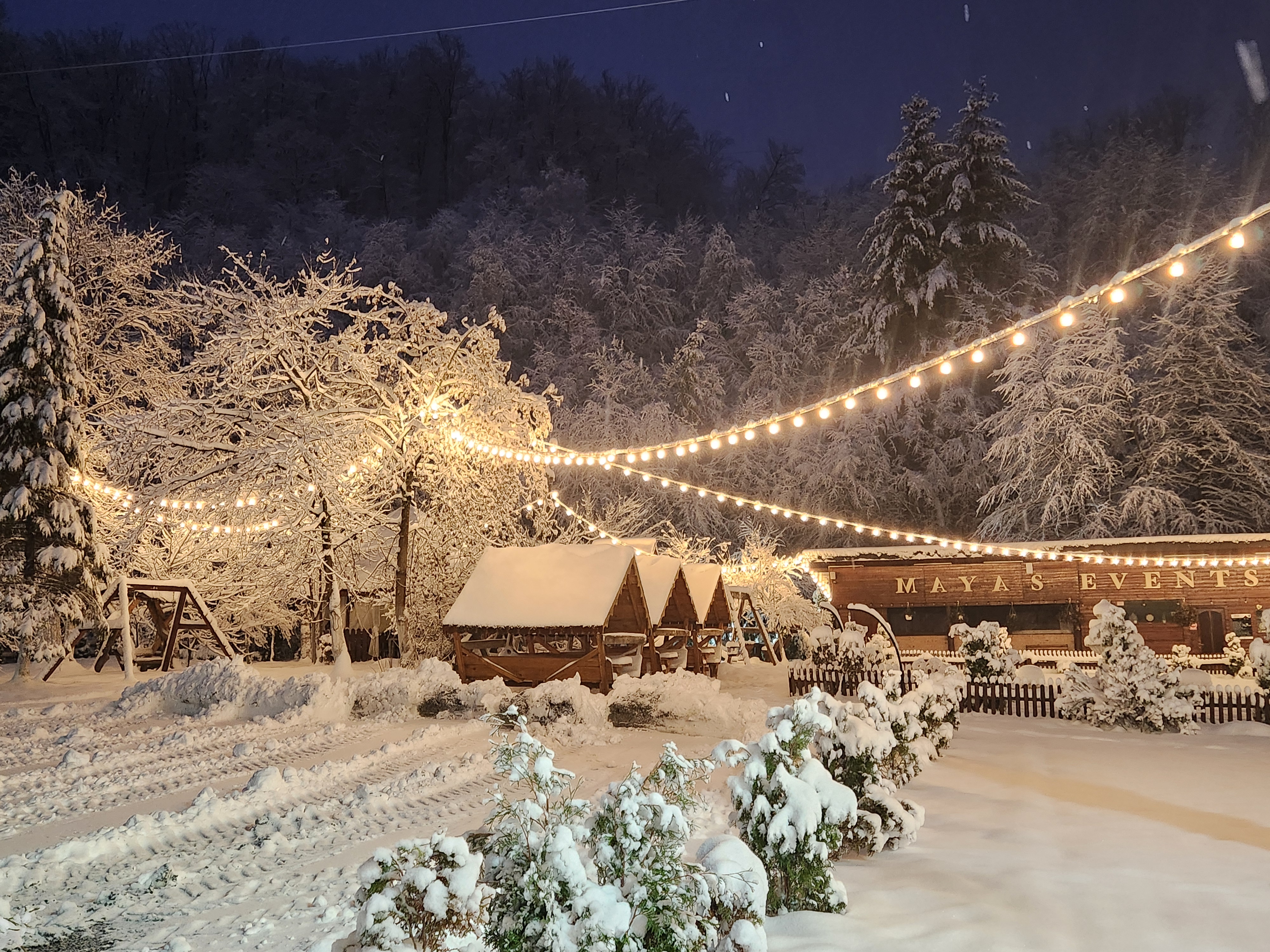 Exterior Maya's Events